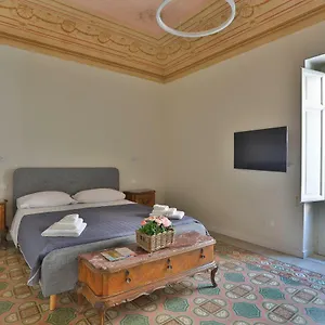 Apartament Storie Di